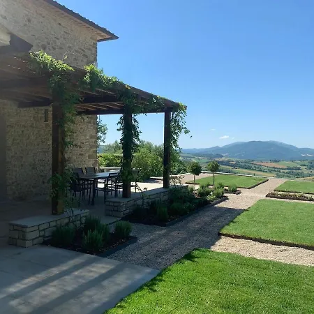 Caicresce Villa Montone (Umbria)
